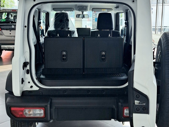 Suzuki Jimny - Ảnh 10.