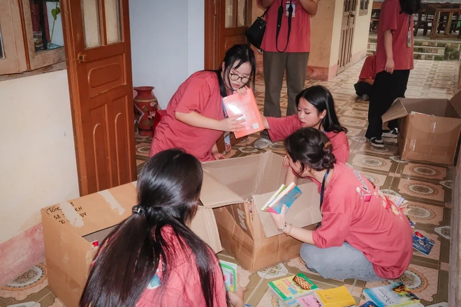 Học sinh Hà Nội lan toả yêu thương qua dự án quyên góp sách- Ảnh 3.