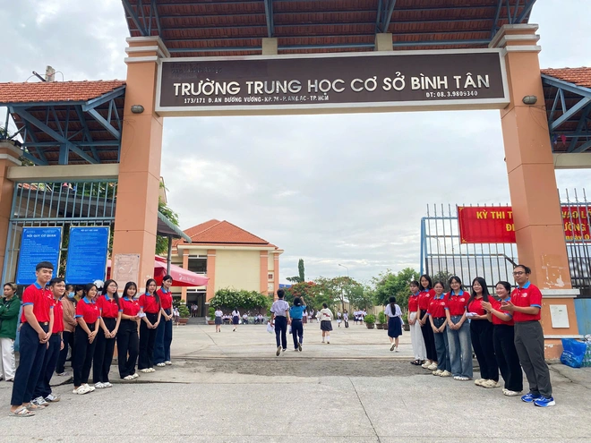 Quyết tâm trở thành chiến sĩ Hoa phượng đỏ vì câu chuyện về cục tẩy- Ảnh 10.