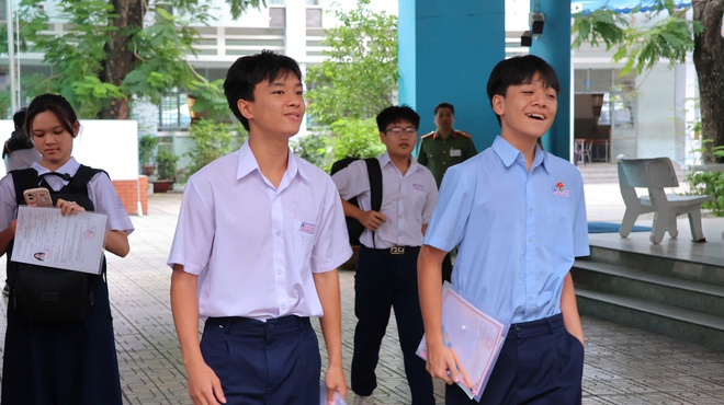 Đề văn tuyển sinh 10 tại TP.HCM: Thí sinh đánh giá hay, vừa sức- Ảnh 6.