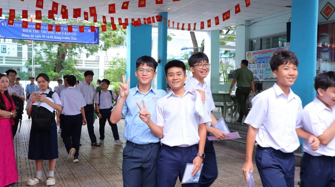 Đề văn tuyển sinh 10 tại TP.HCM: Thí sinh đánh giá hay, vừa sức- Ảnh 5.