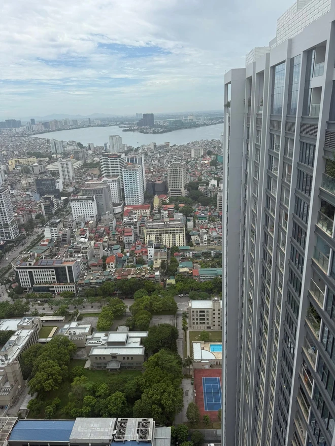 Mai Phương Thúy giàu cỡ nào khi chi 120 tỉ mua căn hộ tặng em gái?   - Ảnh 2.