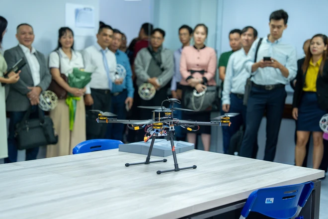 Trường đại học Hùng Vương TP.HCM ra mắt hệ sinh thái công nghệ và học thuật - Ảnh 5.
