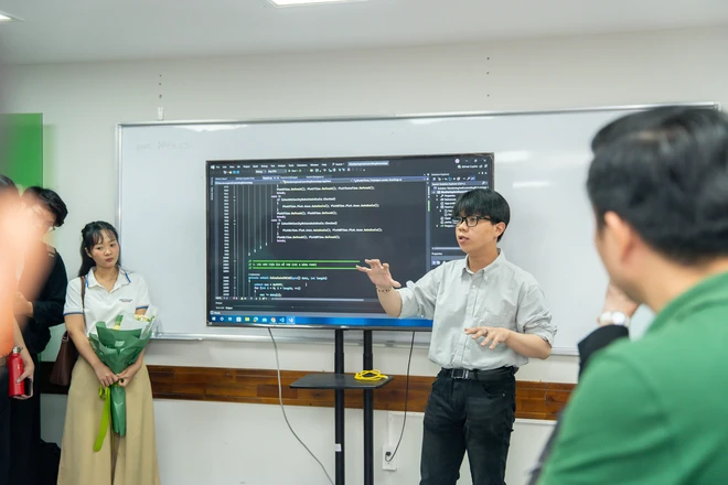 Trường đại học Hùng Vương TP.HCM ra mắt hệ sinh thái công nghệ và học thuật - Ảnh 6.