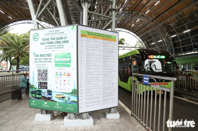 Ho Chi Minh City’s free bus service wins praise from international tourists- Ảnh 5.