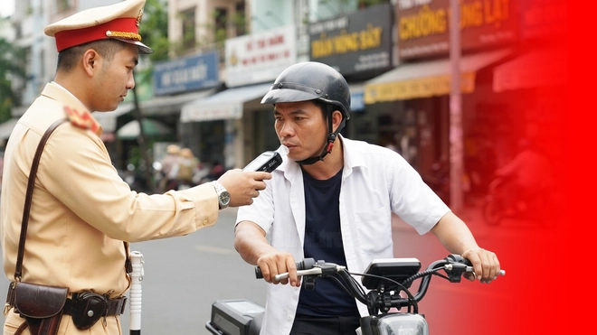 Uống rượu, bia rồi đi xe đạp hoặc xe đạp điện thì có bị phạt nồng độ cồn không? - Ảnh 1.