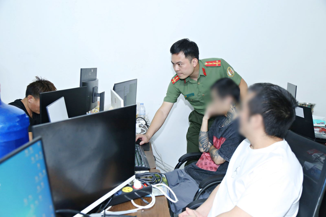 11 Chinese nationals arrested in Vietnam for allegedly running online scam targeting French citizens- Ảnh 2.