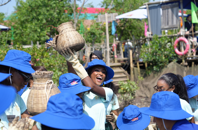 Miss World 2026 beauties dive into mangrove experience in Vietnam’s Hai Phong - Ảnh 4.