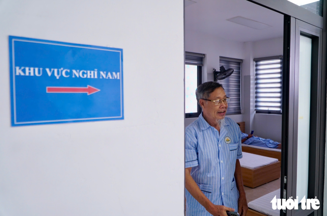 ‘Kindergarten’ for seniors in Hanoi: A day of care, exercise and companionship - Ảnh 3.