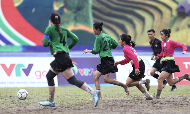 Vietnam ethnic minority women’s football tournament stuns international media- Ảnh 4.
