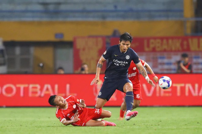 Vietnamese football’s enfant terrible: How violence is eclipsing Doan Van Hau’s talent- Ảnh 5.