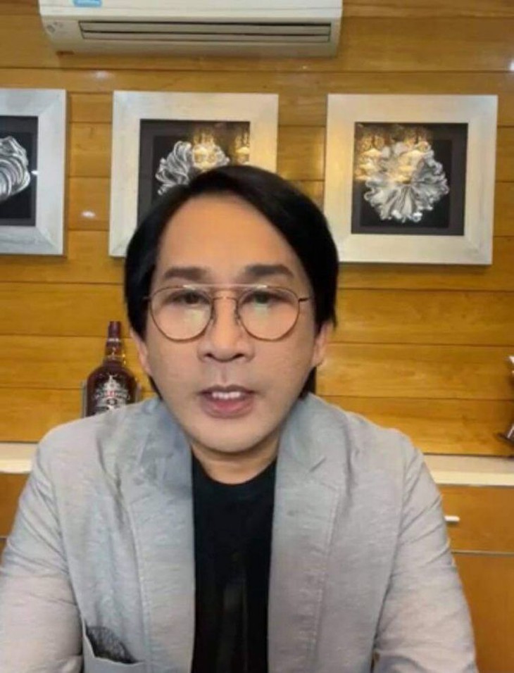 Kim Tử Long livestream thanh minh chuyện bị bắt vì đỏ đen