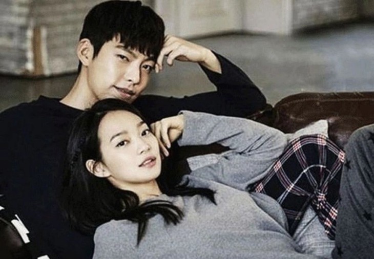 Kim Woo Bin - Shin Min Ah bị gọi cặp ‘gà bông’ khi đóng 