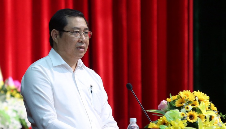 Lo làm việc, đừng suốt ngày ngồi quán bàn ai ở ai đi - Ảnh 1. Lo làm việc, đừng suốt ngày ngồi quán bàn ai ở ai đi - Ảnh 1.