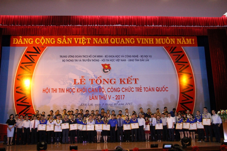 Trao giải Hội thi tin học trẻ toàn quốc 2017 - Ảnh 1.