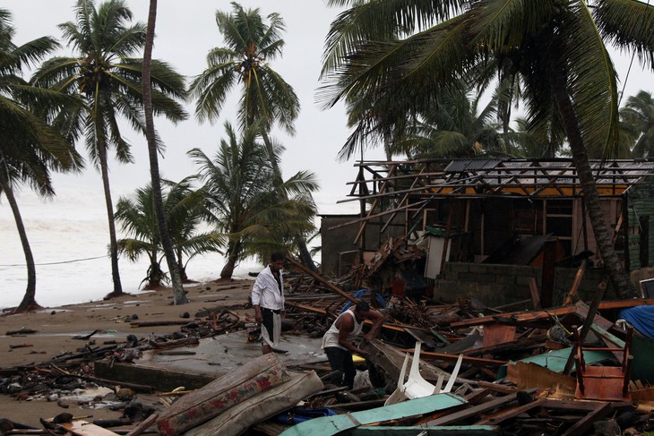 Nhiều nơi chỉ còn đống đổ nát vì bão Irma - Ảnh 6.