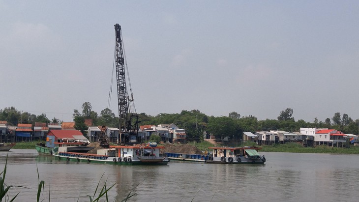 Các sở xây dựng phía Nam tìm cách chống đầu cơ, lũng đoạn cát - Ảnh 1. Các sở xây dựng phía Nam tìm cách chống đầu cơ, lũng đoạn cát - Ảnh 1.
