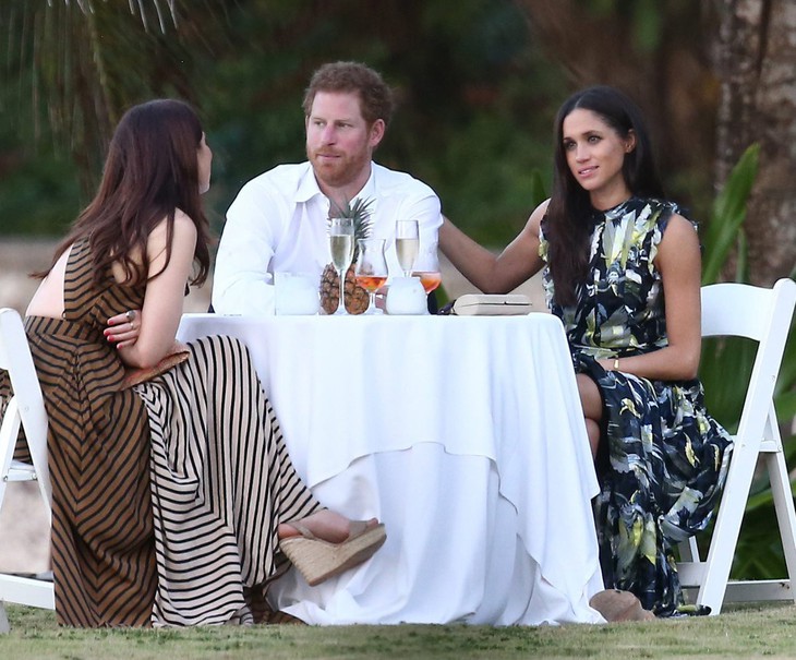 Chuyện tình hoàng tử Harry và cô Lọ Lem Meghan Markle - Ảnh 14.