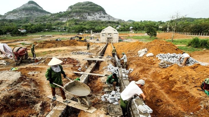 Hồi sinh những chú gấu bị nuôi nhốt lấy mật - Ảnh 10.