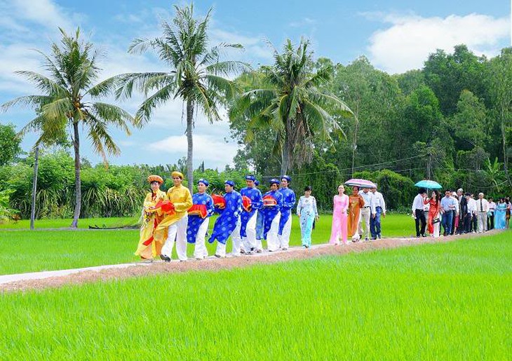 Ma chê, cưới trách, người Việt hay bắt bẻ vậy sao? - Ảnh 1.