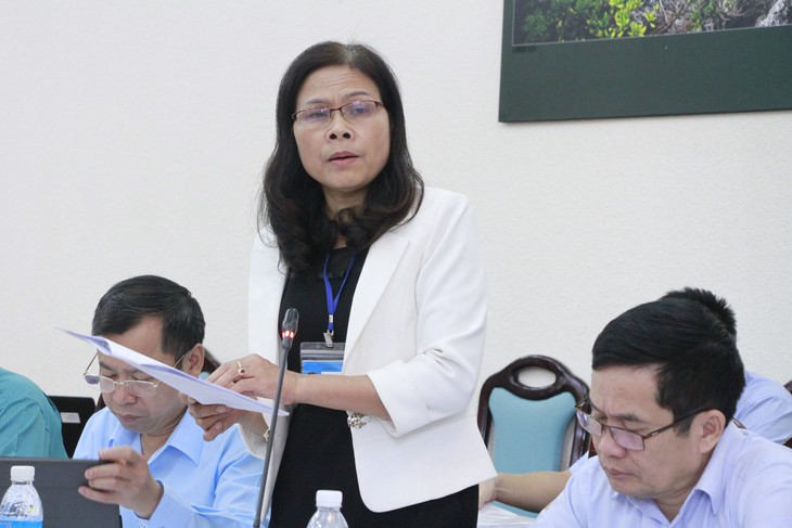 Ngủ giờ làm việc, uống rượu buổi trưa bị kỷ luật - Ảnh 1. Ngủ giờ làm việc, uống rượu buổi trưa bị kỷ luật - Ảnh 1.