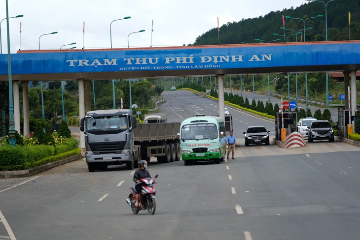 BOT cao tốc Liên Khương - Prenn xả trạm dịp Festival hoa Đà Lạt - Ảnh 1.