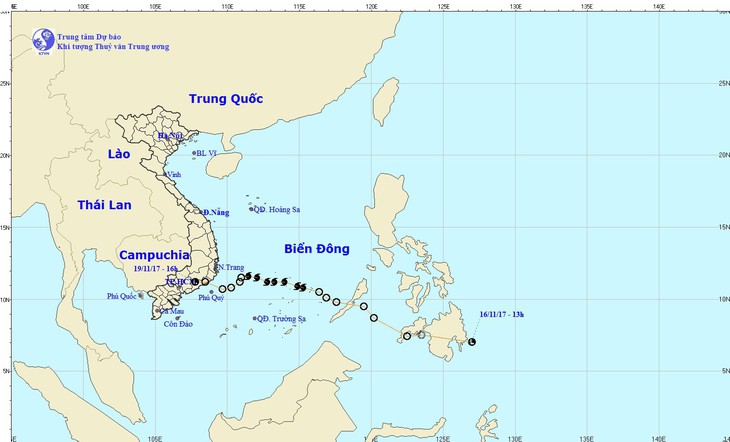 Bão số 14 tan nhưng mưa còn kéo dài - Ảnh 1.