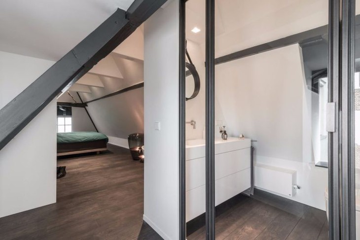 Thiết kế siêu thoáng khiến căn hộ Amsterdam rộng hơn hẳn - Ảnh 11. Thiết kế siêu thoáng khiến căn hộ Amsterdam rộng hơn hẳn - Ảnh 11.
