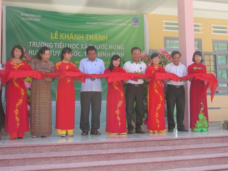 PVFCCo khánh thành loạt công trình đón năm học mới - Ảnh 2. PVFCCo khánh thành loạt công trình đón năm học mới - Ảnh 2.