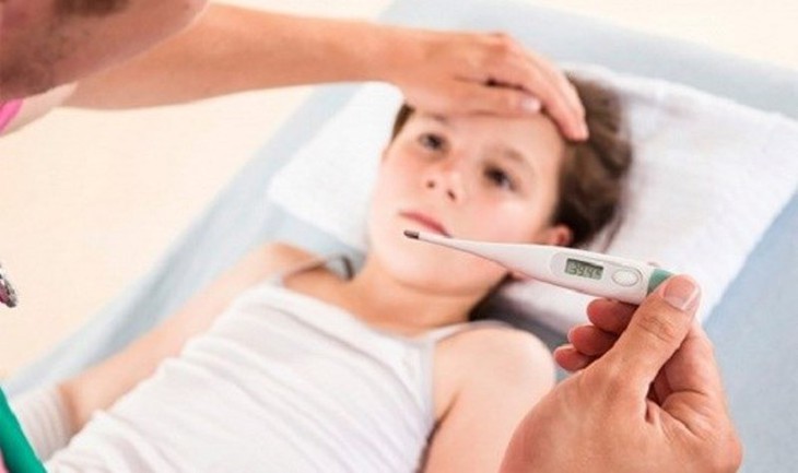 Không nên chủ quan với sốt virus ở trẻ - Ảnh 1. Không nên chủ quan với sốt virus ở trẻ - Ảnh 1.