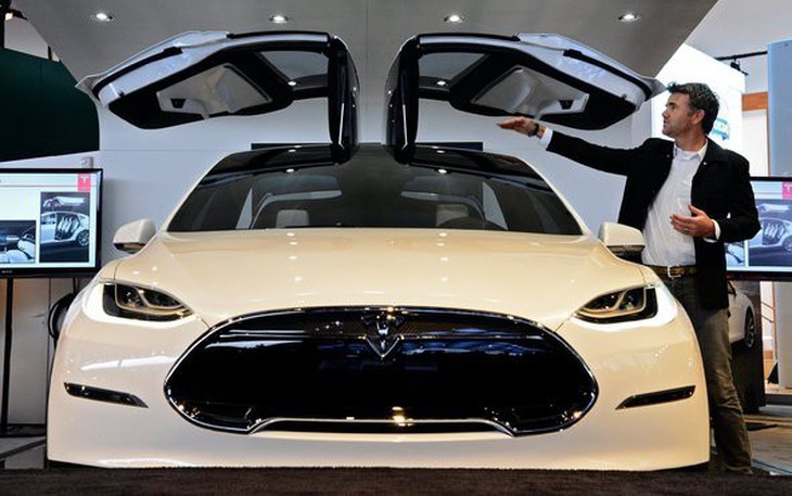 Holzhausen - người sáng tạo những thiết kế tuyệt tác của Tesla - Ảnh 2. Holzhausen - người sáng tạo những thiết kế tuyệt tác của Tesla - Ảnh 2.
