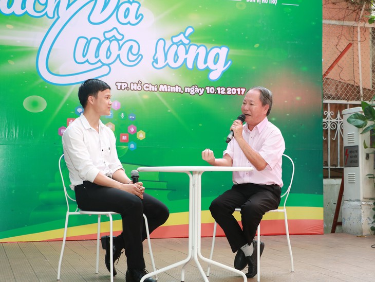 Vượt qua sóng gió tuổi trẻ nhờ những trang sách - Ảnh 3. Vượt qua sóng gió tuổi trẻ nhờ những trang sách - Ảnh 3.