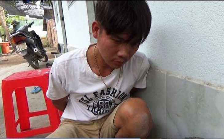 Phá trường gà lưu động ở TP.HCM, bắt 29 người - Ảnh 1.