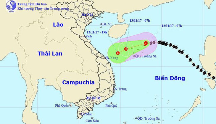 Bão đổi hướng xuống miền Trung, có thể suy yếu thành áp thấp - Ảnh 1.