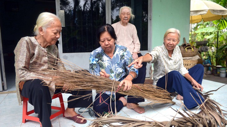 Vấn đề hôm nay: Câu chuyện hiếu thảo