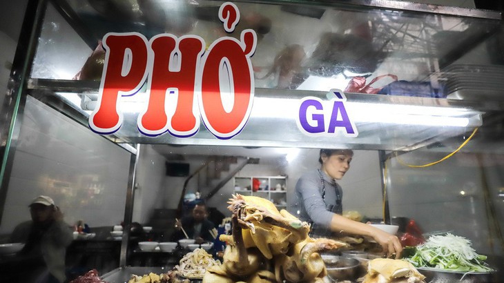 Phở Việt - Kỳ 2: Từ phở bò đến phở gà