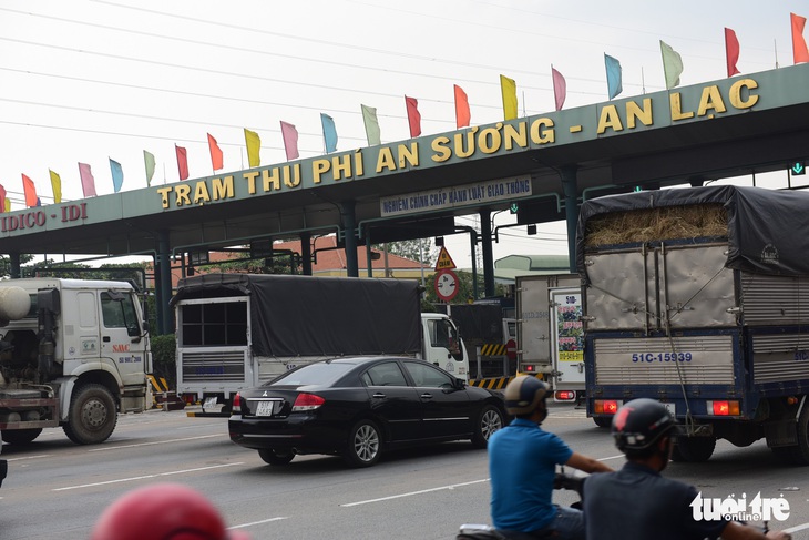 Thu phí không dừng tại trạm BOT An Sương - An Lạc - Ảnh 1.