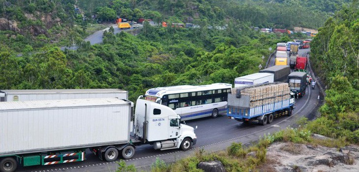 Ngày nay êm ả, thương vất vả ngày xưa - Ảnh 1.