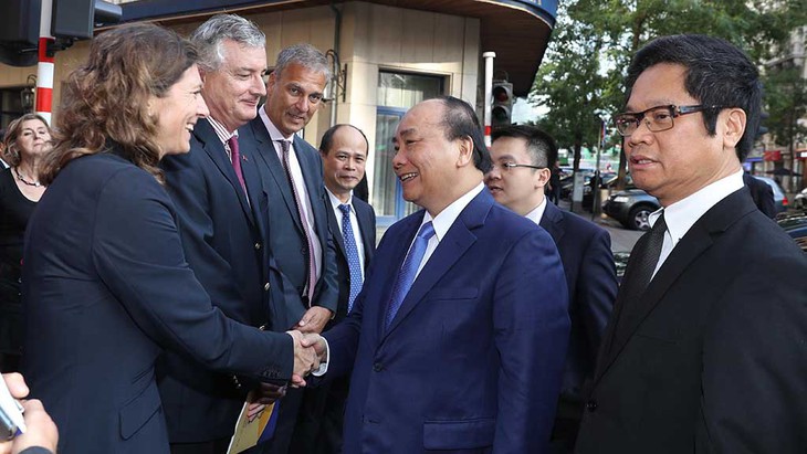 Kim ngạch hai chiều Việt Nam - EU: 10 năm tăng 10 lần - Ảnh 1. Kim ngạch hai chiều Việt Nam - EU: 10 năm tăng 10 lần - Ảnh 1.