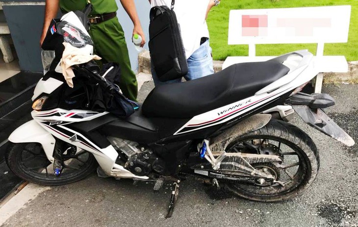 Khởi tố nghi phạm 15 tuổi sát hại dã man sinh viên chạy Grab - Ảnh 2. Khởi tố nghi phạm 15 tuổi sát hại dã man sinh viên chạy Grab - Ảnh 2.