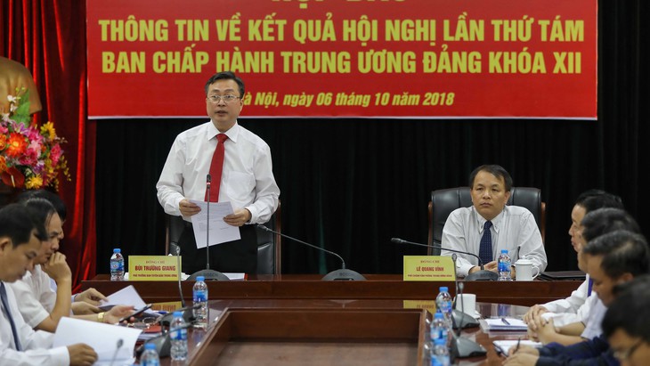 Nêu gương để đẩy lùi  tham nhũng - Ảnh 5.