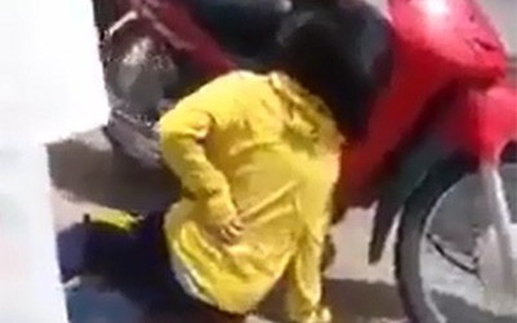 CSGT để súng 