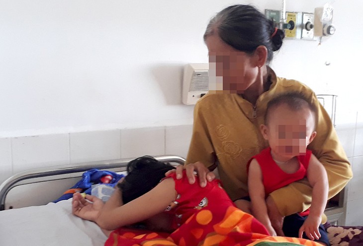 Không phân công công tác tổ CSGT vụ cướp cò súng làm bị thương cô gái - Ảnh 1. Không phân công công tác tổ CSGT vụ cướp cò súng làm bị thương cô gái - Ảnh 1.