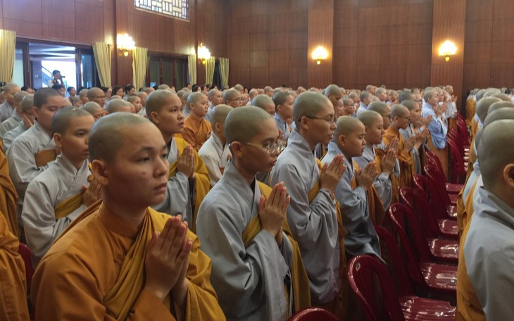 Cầu siêu cho nạn nhân tử vong vì tai nạn giao thông