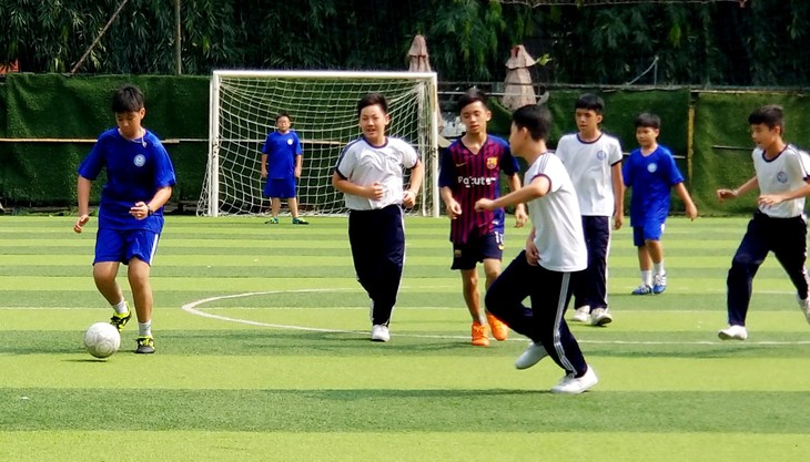 Trẻ ít vận động là lỗi của người lớn - Ảnh 1. Trẻ ít vận động là lỗi của người lớn - Ảnh 1.