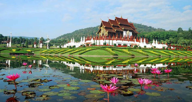 BĐS nghỉ dưỡng ven đô: Muốn thành công, hãy bán cảm xúc cho khách hàng (kì 2) - Ảnh 1. BĐS nghỉ dưỡng ven đô: Muốn thành công, hãy bán cảm xúc cho khách hàng (kì 2) - Ảnh 1.