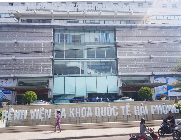 Nữ bệnh nhân rơi từ tầng 17 bệnh viện tử vong - Ảnh 1. Nữ bệnh nhân rơi từ tầng 17 bệnh viện tử vong - Ảnh 1.