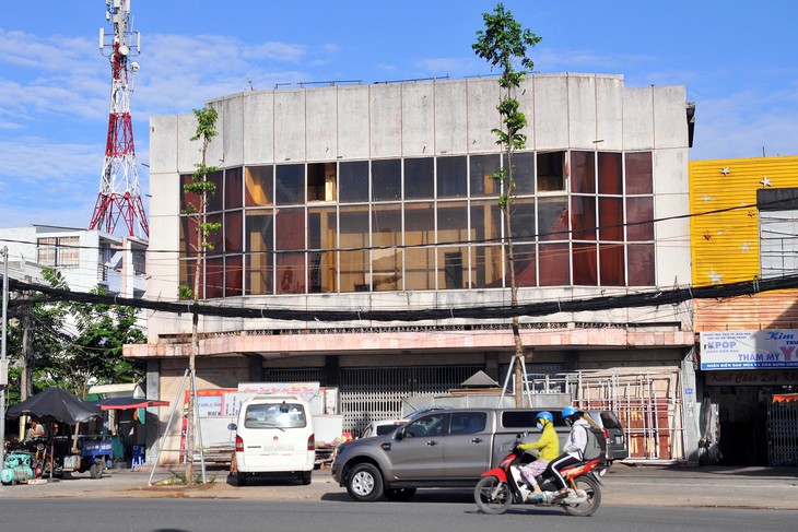 Bệnh viện, rạp hát cũ ở Biên Hòa vào bảng đất vàng đấu giá - Ảnh 2. Bệnh viện, rạp hát cũ ở Biên Hòa vào bảng đất vàng đấu giá - Ảnh 2.