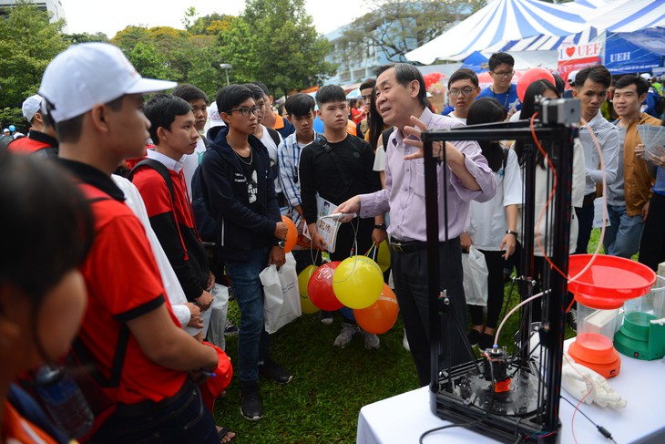 ‘Thời điểm vàng’ để học sinh giải tỏa thắc mắc về kỳ thi THPT quốc gia - Ảnh 18.