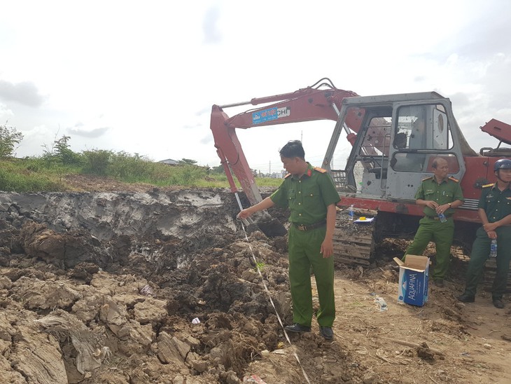 Nổ lớn tại công trình san lấp: Có thể do bom bi sót lại - Ảnh 1.